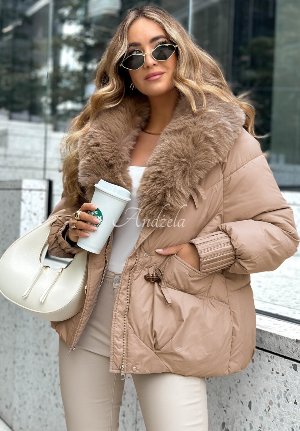 Striukė su apykakle