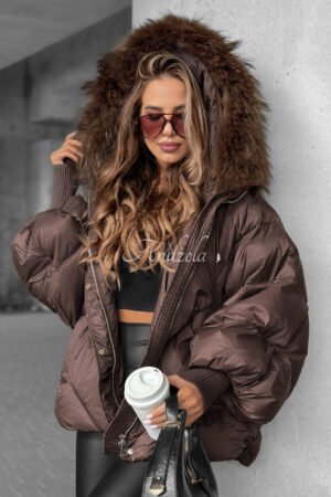 „Look Again“ pūkinė striukė su gobtuvu, juoda