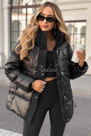 Pūkinė striukė „Turn Around“ su gobtuvu, juoda