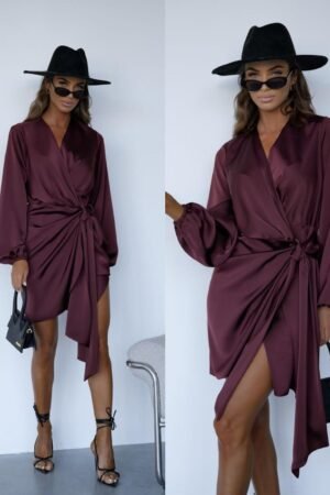 Veloria suknelė su raišteliu