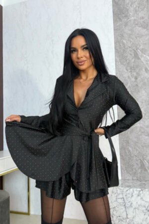 Juodas Christinos kombinezonas su cirkoniais ir šortais